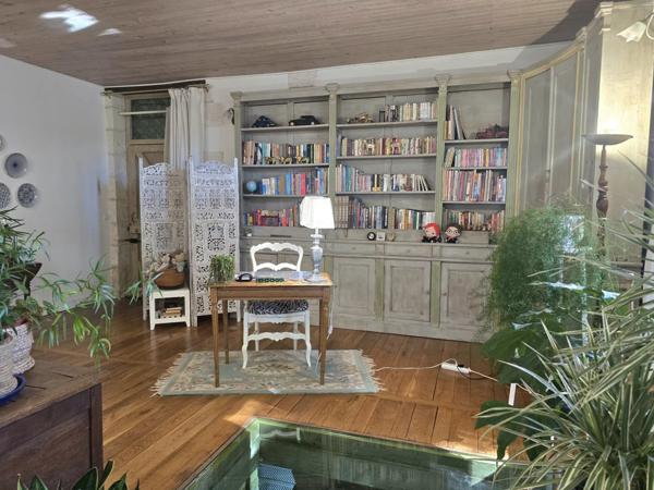 Moulin rénové avec goût et ses jolis volumes