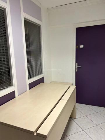 Location Bureau 1 pièces 11 m2 à Villeurbanne