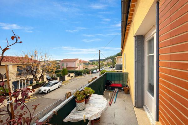 Appartement Le Pradet 3 pièce(s) 62.53m2 - Proche du Centre-ville et des plages