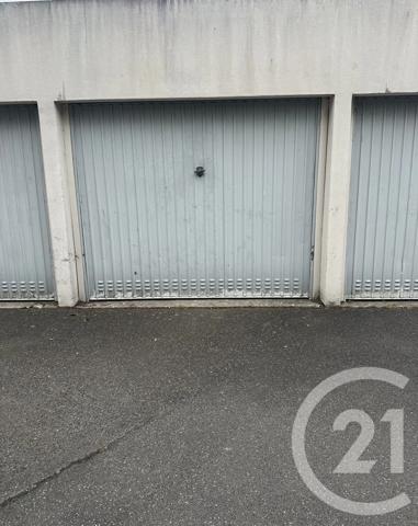 Parking à vendre  13 m 2   MONTGERON  - 91