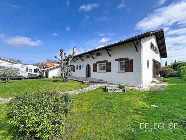 Ref. 3206 : Villa Basco-Landaise avec piscine à Vendre – Gujan Mestras