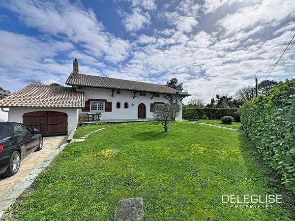 Ref. 3206 : Villa Basco-Landaise avec piscine à Vendre – Gujan Mestras