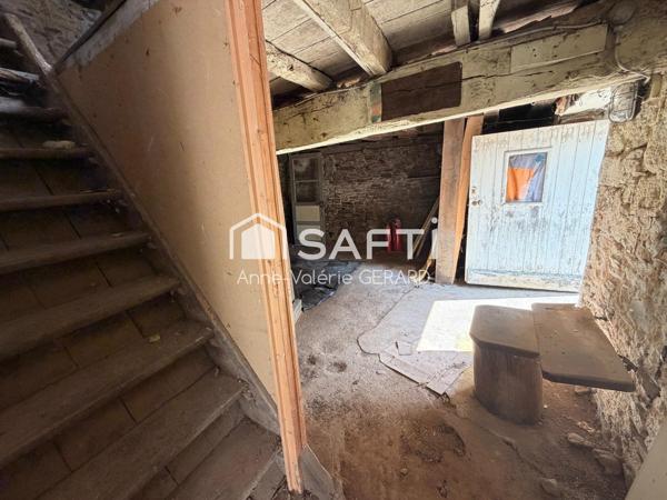 Maison à rénover 200m² avec dépendances - 4754m²