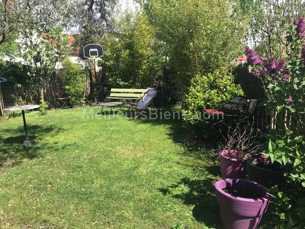 EXCLUSIVITE. Maison de charme en bon etat avec jardin et terrasse