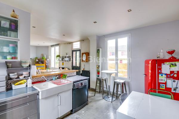 EXCLUSIVITE. Maison de charme en bon etat avec jardin et terrasse