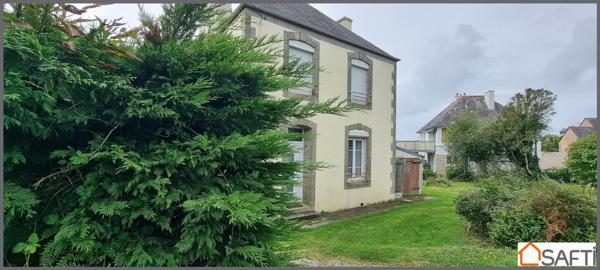 Lanvéoc maison de 85 m², proche du centre bourg.