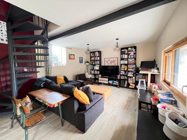 Magnifique Maison en Pierre de 126 m2