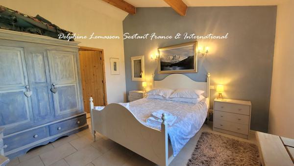 Petit hameau en pierre, 3 maisons indépendantes, entre Eymet et Bergerac