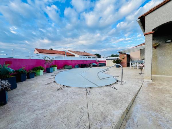 Villa T4 Plein pied, 3 faces 110 m2 et piscine