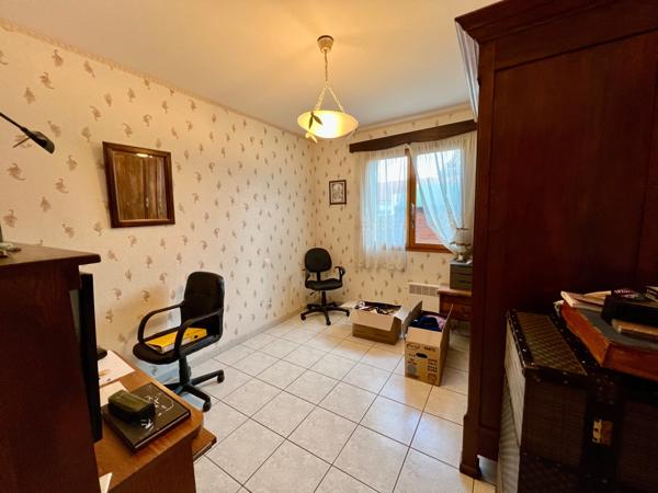 Villa T4 Plein pied, 3 faces 110 m2 et piscine