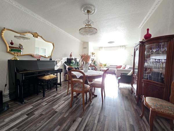 Maison 6 pièce(s) 5 chambre(s) 200 m²