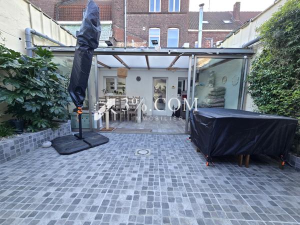 Maison 6 pièce(s) 5 chambre(s) 200 m²