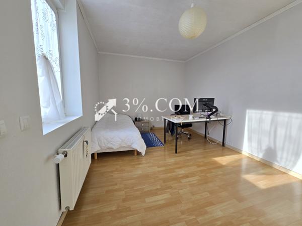 Maison 6 pièce(s) 5 chambre(s) 200 m²