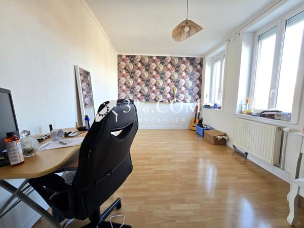 Maison 6 pièce(s) 5 chambre(s) 200 m²