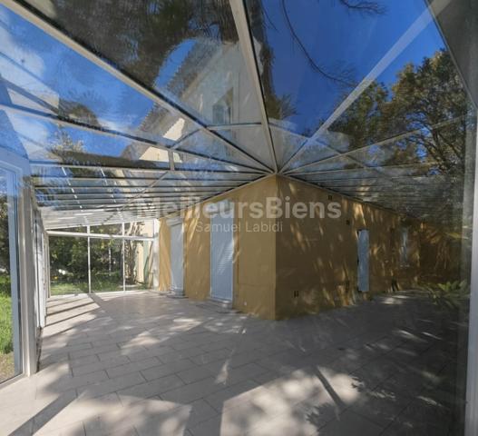 VILLA 220 M² S/TER 6645M²