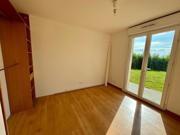 Pavillon de Plain-pied intégral 4 chambres sur terrain de 1120m2