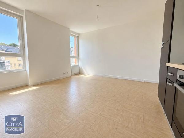Appartement à louer 2 pièces 30.3m² Le Relecq-Kerhuon (29480)