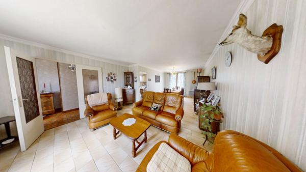 Maison de plain-pied, Neuville-Aux-Bois ( 45 )