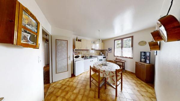 Maison de plain-pied, Neuville-Aux-Bois ( 45 )