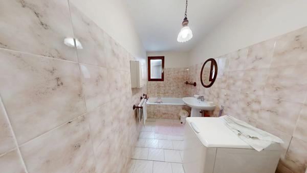 Maison de plain-pied, Neuville-Aux-Bois ( 45 )