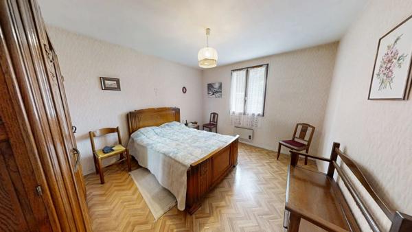 Maison de plain-pied, Neuville-Aux-Bois ( 45 )