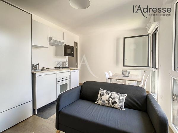 COURBEVOIE/Studio meublé de 28 m²