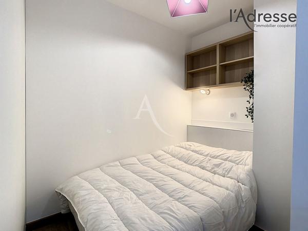 COURBEVOIE/Studio meublé de 28 m²