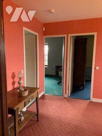 MAISON DE CAMPAGNE - 4 CHAMBRES - DEPENDANCE