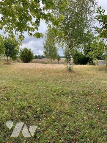 MAISON DE CAMPAGNE - 4 CHAMBRES - DEPENDANCE