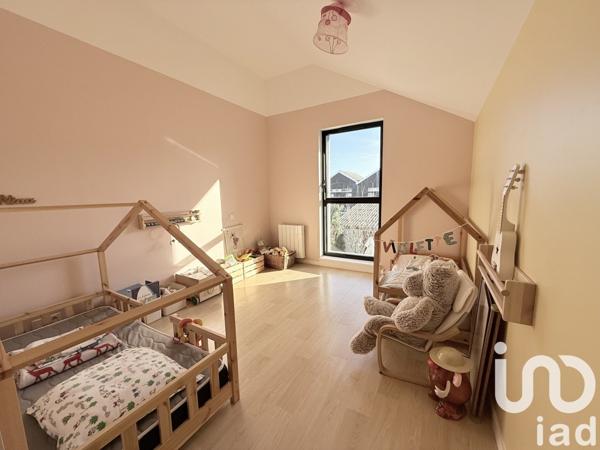 Maison 4 pièces de 85 m² à La Rochelle (17000)