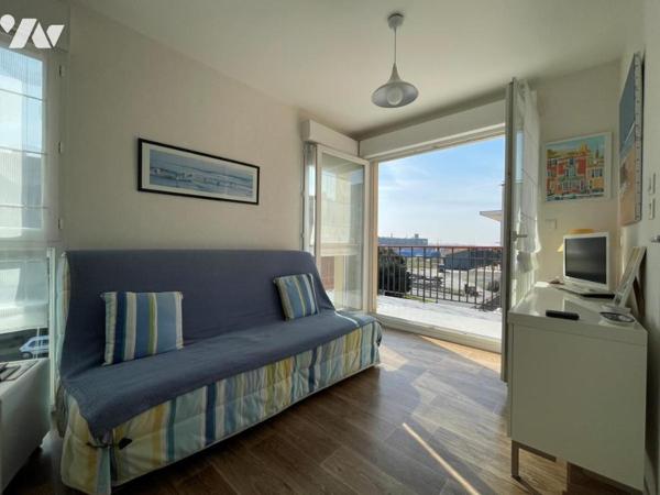 SAINT MALO - Port Malo - Appartement T2 de 52.21m² au 3ème étage avec ascenseur - Garage fermé
