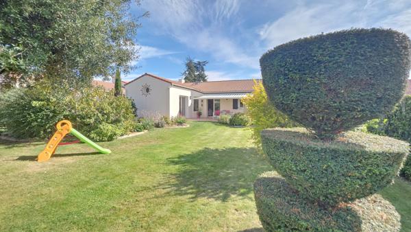 Maison à vendre à LE LOROUX BOTTEREAU - 4 pièces, 3 chambres