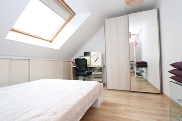 Appartement type loft d'environ150 m² - terrasse privative - Double garage