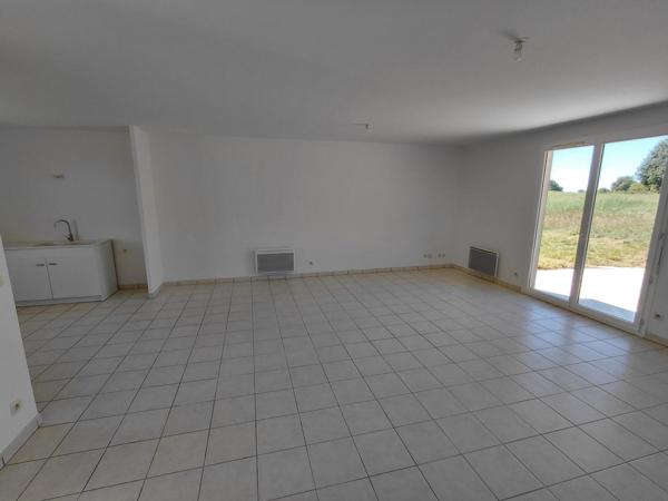 MAISON PLAIN-PIED 4 CHAMBRES GRAND TERRAIN