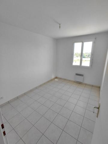 MAISON PLAIN-PIED 4 CHAMBRES GRAND TERRAIN