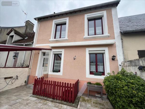 Maison à vendre à Conlie dans la Sarthe (72240), ref : 72003-1091934