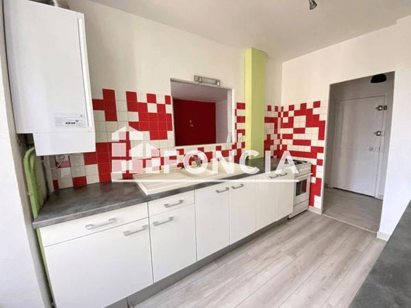 Location Appartement 3 pièces 67.3 m² - 5 RUE VICTOR THUILLAT Limoges 87000