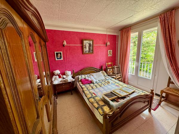 Appartement Nimes 5 pièce(s) 90.72 m2