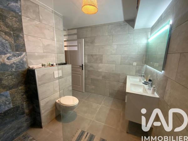 Location maison 5 pièces 140 m² Saint-André