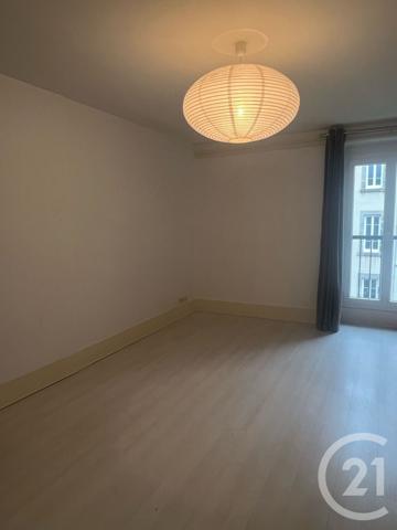 Appartement F6 à vendre  6 pièces - 164 m2 AURILLAC - 15