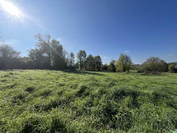 Terrain à vendre |  La Celle-Dunoise |  2080 m²