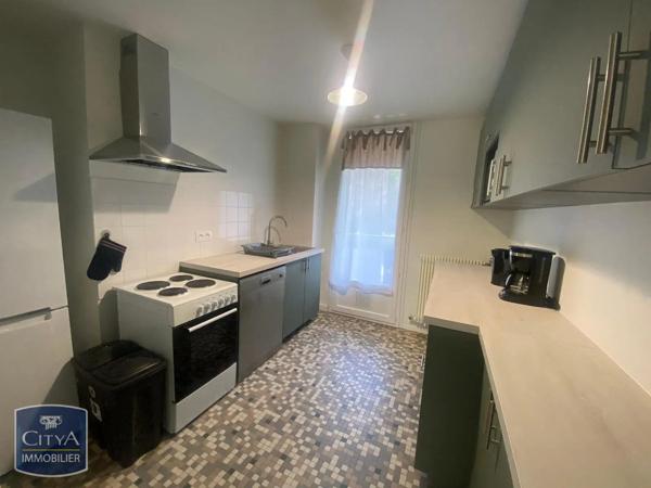 Appartement à louer 4 pièces 67.15m² Pessac (33600)
