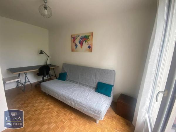 Appartement à louer 4 pièces 67.15m² Pessac (33600)