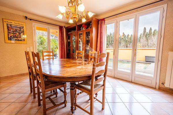 Maison traditionnelle d'exception à vendre à Alenya - 6 chambres, piscine et jardin