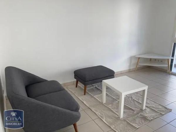 Appartement à louer 2 pièces 48.1m²