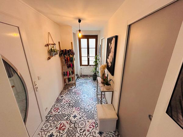 Maison Vaux Sur Seine 5 pièce(s) 105 m2 €310 000 ** - Référence 1758