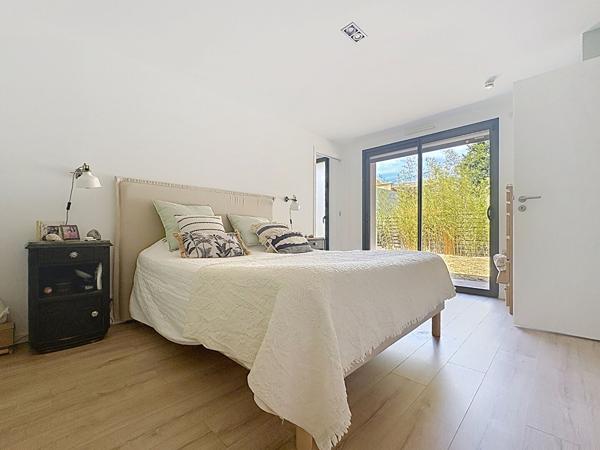 Vertou   - Maison de caractère  4 chambres avec Piscine et Dépendance