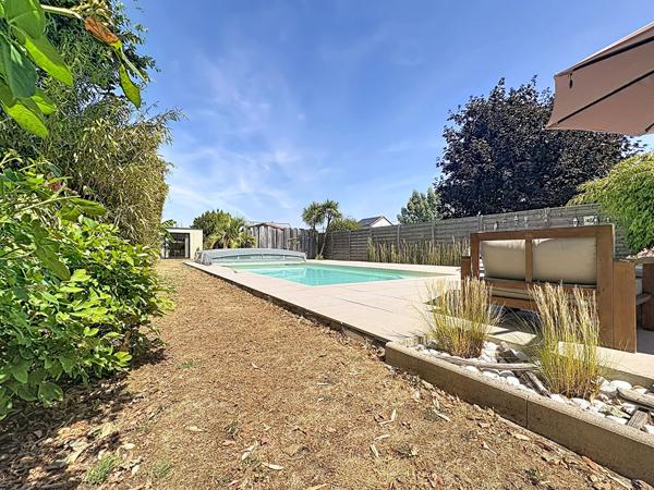 Vertou   - Maison de caractère  4 chambres avec Piscine et Dépendance