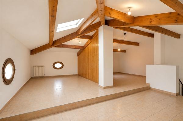 Maison 5 pièces avec jardin - 159 m2 - 4 CHAMBRES