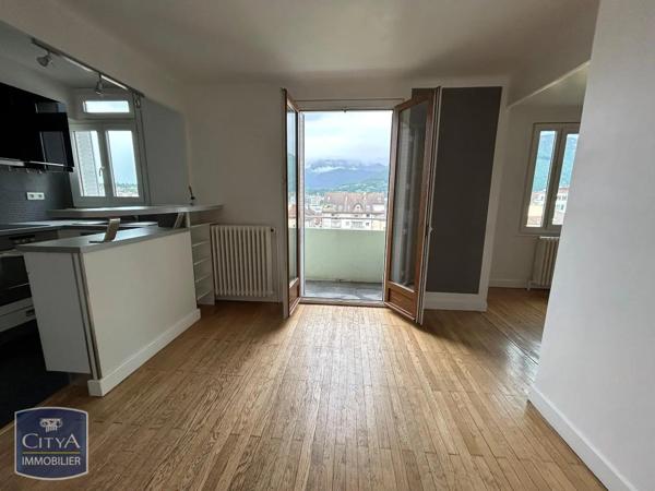 Appartement à vendre 4 pièces 92m² Annecy (74000)
